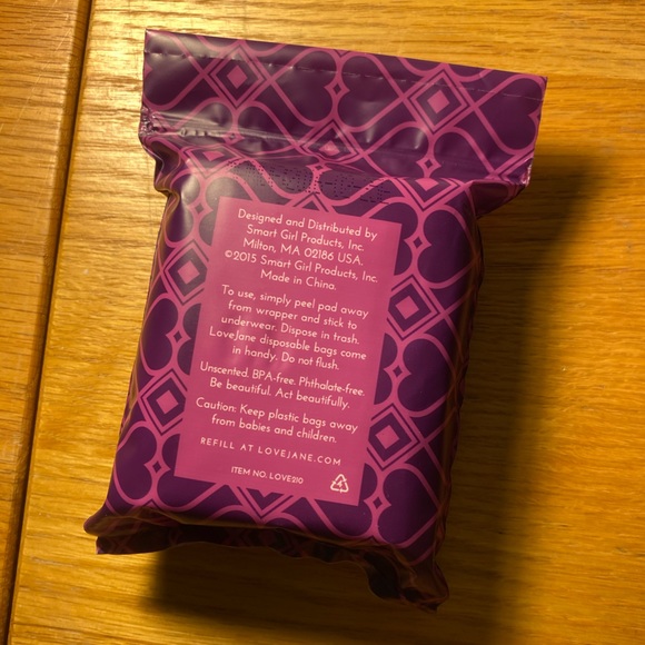 Love Jane pads sealed - Picture 4 of 4